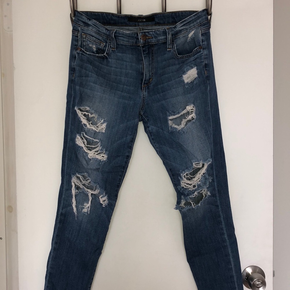 Relaxed fit ripped Joe’s Jeans